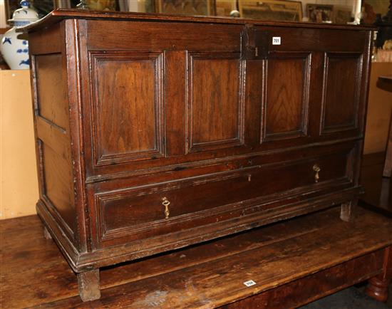 Late 18th century panelled oak mule chest